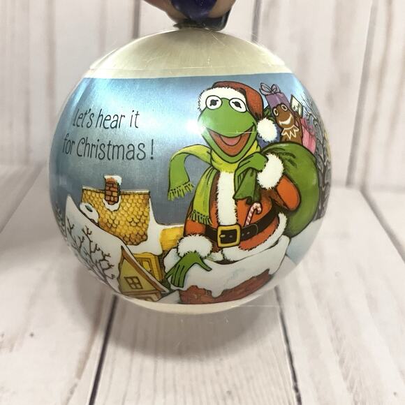 Hallmark Satin Ball Ornament Muppets 1981 Kermit as Santa Miss Piggy Christmas - Picture 4 of 8